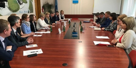 Держмолодьжитло виводить питання житлової політики на міжнародний рівень 